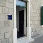 Dzapo Apartament *
