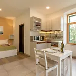 Apartament Dzapo