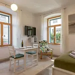 Apartament Dzapo