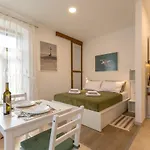 Dzapo Apartament *